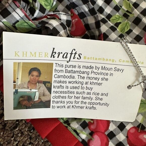 Cherry Apron Retro Black Gingham Red Heart Pocket Red Cherry Khmer Krafts Brand - Picture 6 of 9